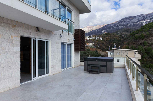 For sale: a spacious and luxuriously furnished three-bedroom apartment in the Sunny Side complex. — photo 16